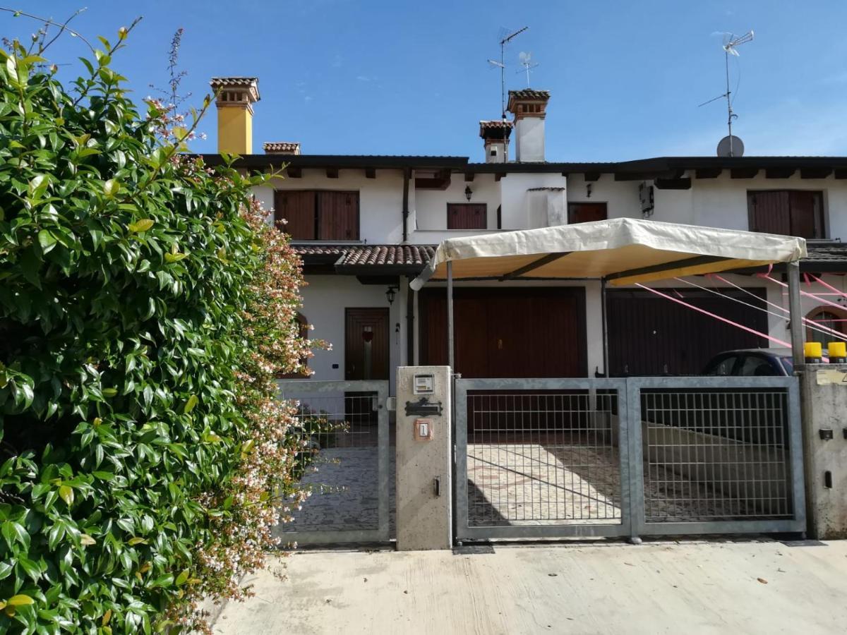 Casa Del Cuore Terzo d' Aquileia ภายนอก รูปภาพ